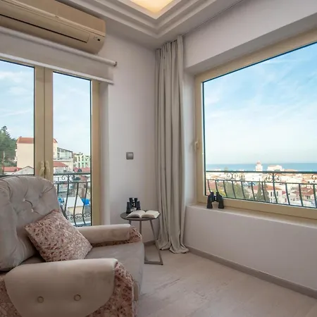Apartment Views Maisonette *